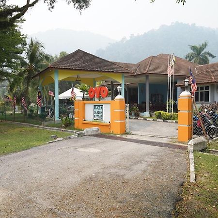 Oyo 44020 Kejora Garden Resort Kampong Pasir Bogak Exterior photo